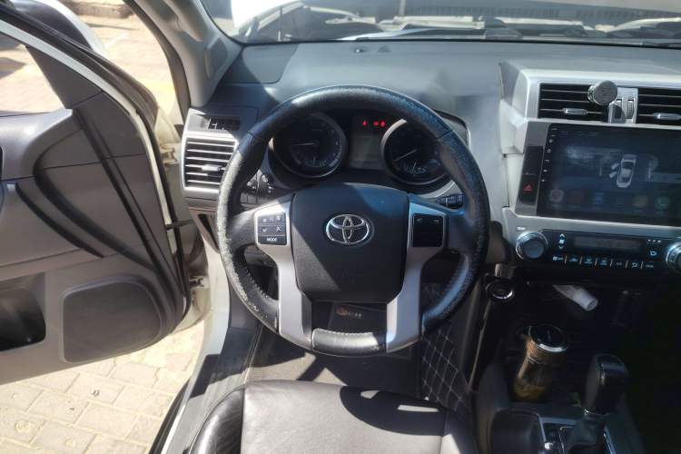 Used Toyota Prado 2016 2.7L Automatic Standard Edition Steering Wheel
