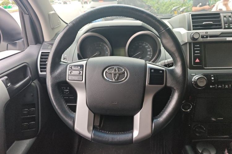 Used Toyota Prado 2016 2.7L Automatic Luxury Edition Steering Wheel