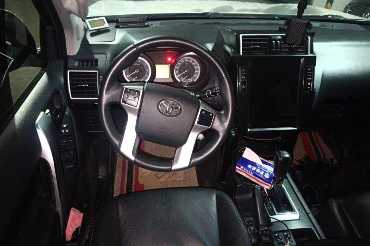 Used Toyota Prado 2016 2.7L Automatic Luxury Edition Steering Wheel