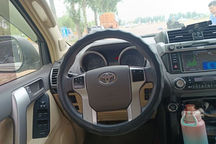 Used Toyota Prado 2016 2.7L Automatic Luxury Edition Steering Wheel