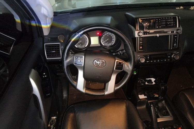 Used Toyota Prado 2016 2.7L Automatic Standard Edition Steering Wheel