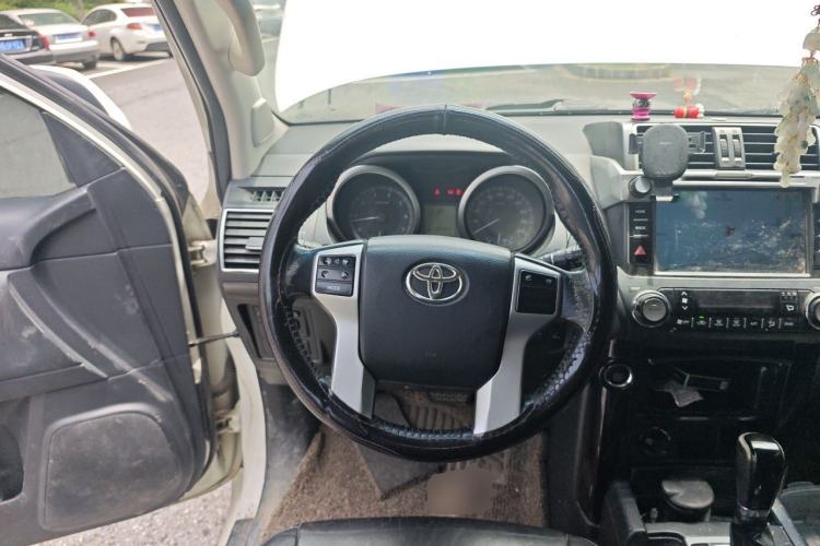 Used Toyota Prado 2016 2.7L Automatic Standard Edition Steering Wheel