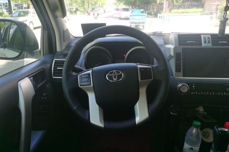 Used Toyota Prado 2016 2.7L Automatic Standard Edition Steering Wheel