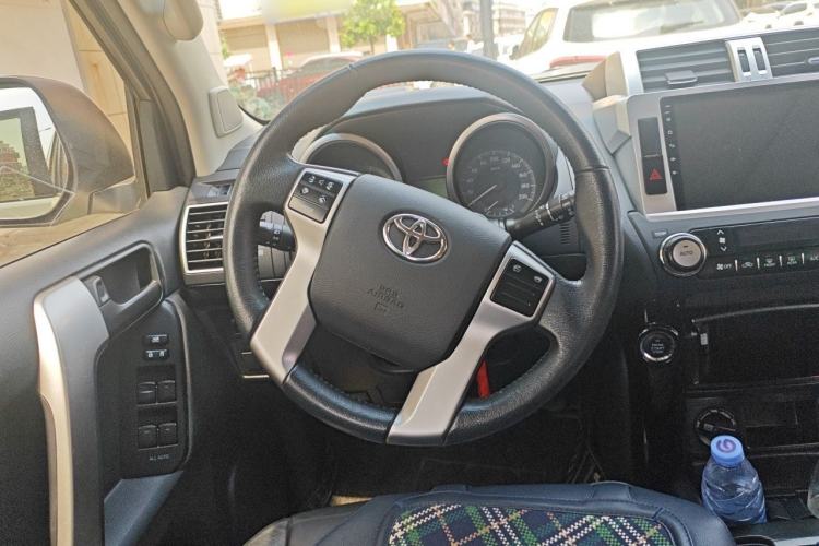 Used Toyota Prado 2016 2.7L Automatic Standard Edition Steering Wheel