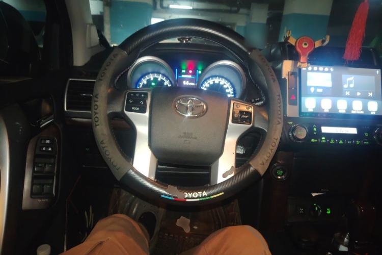 Used Toyota Prado 2016 3.5L Automatic TX-L Steering Wheel