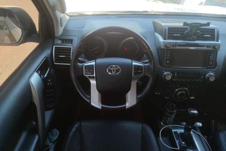 Used Toyota Prado 2016 3.5L Automatic VX NAVI Steering Wheel