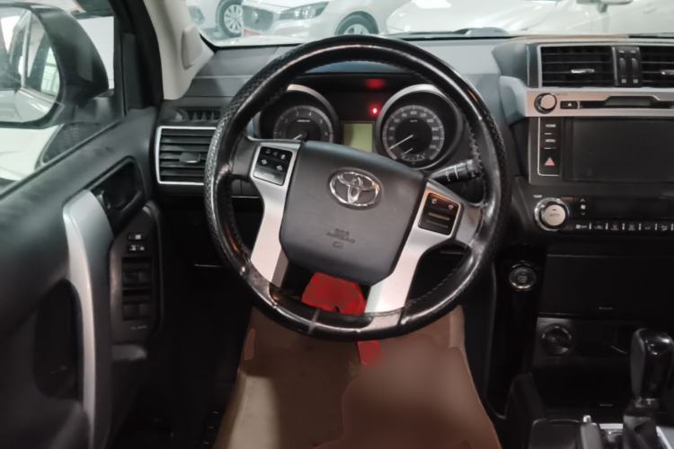 Used Toyota Prado 2016 2.7L Automatic Standard Edition Steering Wheel