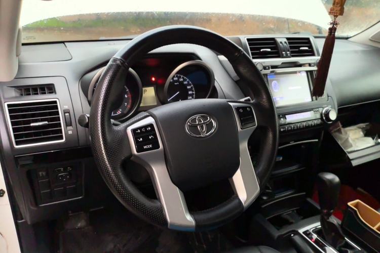 Used Toyota Prado 2016 2.7L Automatic Standard Edition Steering Wheel