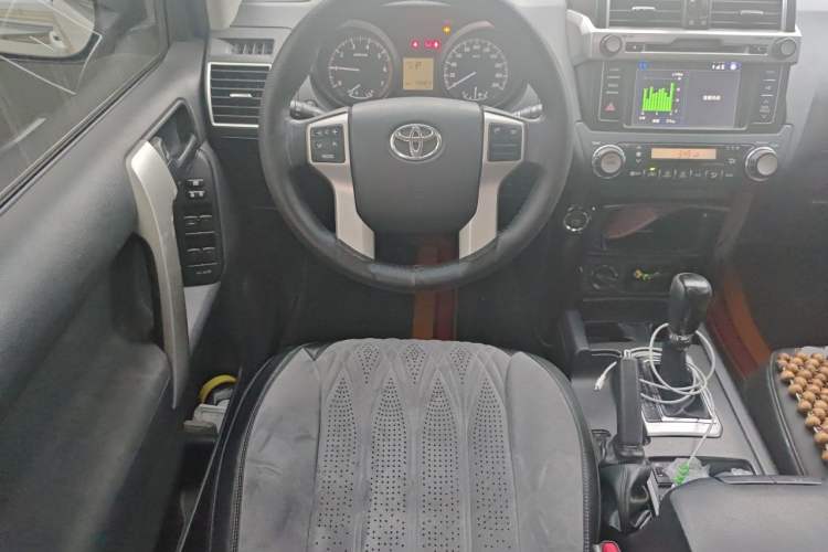 Used Toyota Prado 2016 2.7L Automatic Standard Edition Steering Wheel