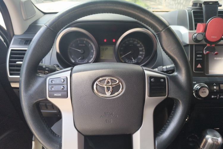 Used Toyota Prado 2016 2.7L Automatic Standard Edition Steering Wheel