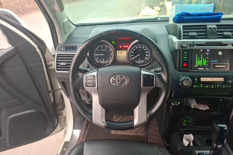 Used Toyota Prado 2016 2.7L Automatic Luxury Edition Steering Wheel