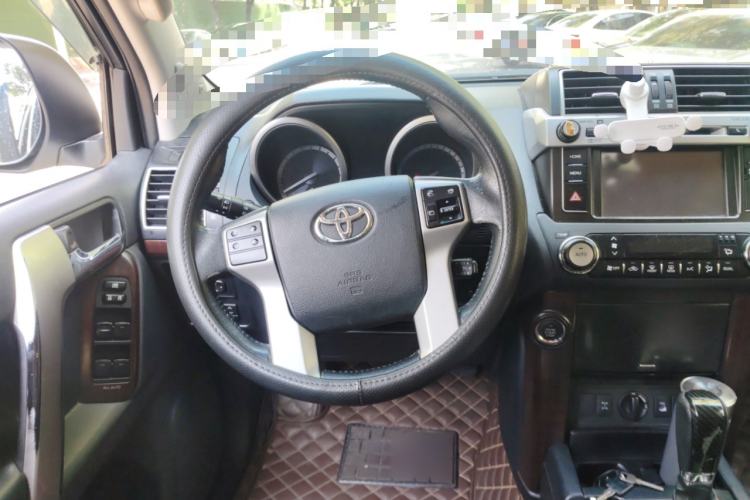 Used Toyota Prado 2016 3.5L Automatic TX-L NAVI Steering Wheel