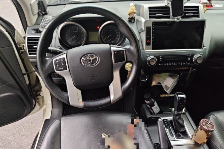 Used Toyota Prado 2016 2.7L Automatic Standard Edition Steering Wheel