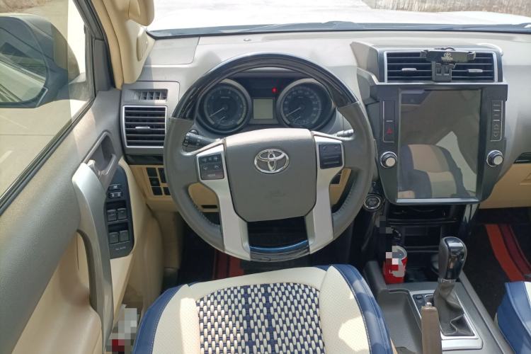 Used Toyota Prado 2016 2.7L Automatic Luxury Edition Steering Wheel