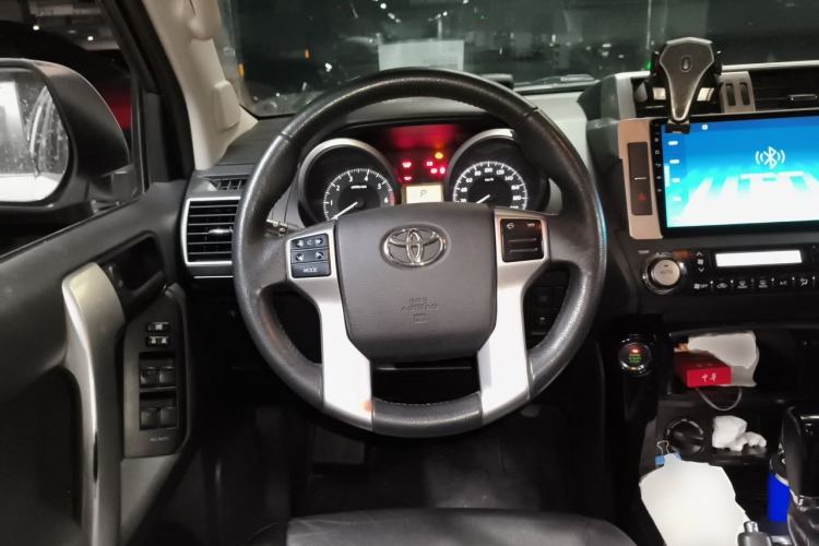 Used Toyota Prado 2016 2.7L Automatic Standard Edition Steering Wheel