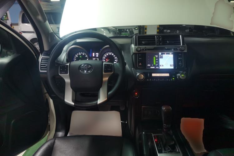 Used Toyota Prado 2016 3.5L Automatic TX-L NAVI Steering Wheel