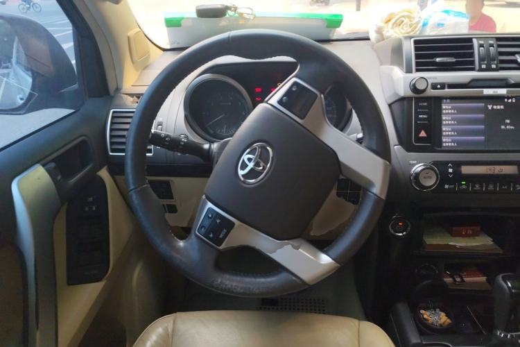 Used Toyota Prado 2016 2.7L Automatic Standard Edition Steering Wheel