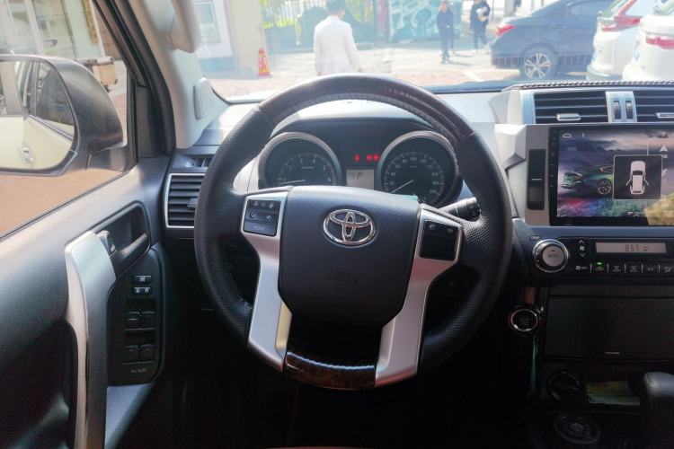 Used Toyota Prado 2016 2.7L Automatic Standard Edition Steering Wheel