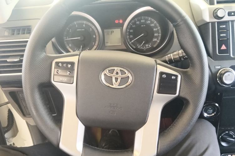 Used Toyota Prado 2016 2.7L Automatic Standard Edition Steering Wheel