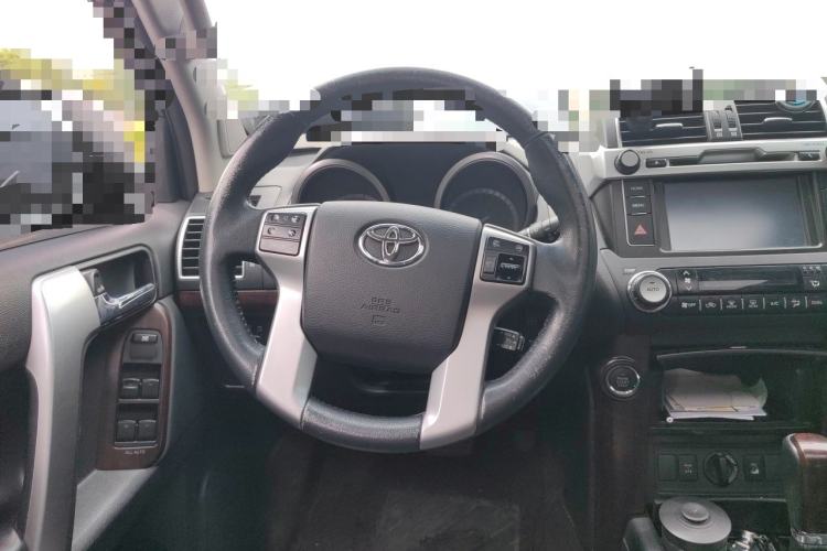 Used Toyota Prado 2016 3.5L Automatic TX-L Steering Wheel