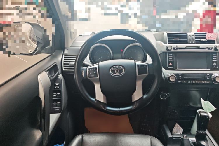 Used Toyota Prado 2016 2.7L Automatic Luxury Edition Steering Wheel