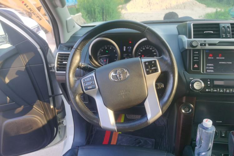 Used Toyota Prado 2016 3.5L Automatic TX-L NAVI Steering Wheel