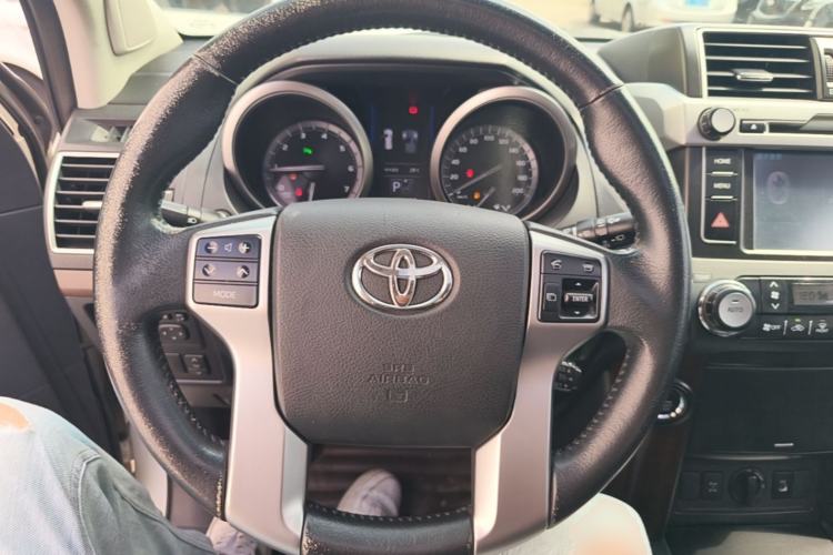 Used Toyota Prado 2016 3.5L Automatic TX-L Steering Wheel