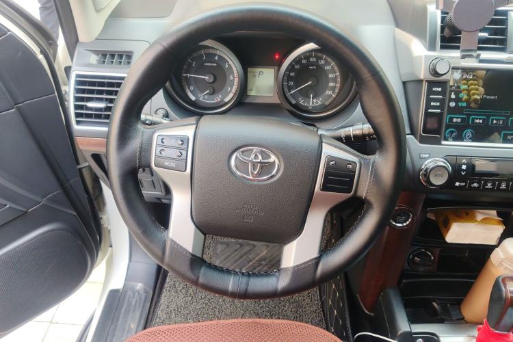 Used Toyota Prado 2016 2.7L Automatic Standard Edition Steering Wheel