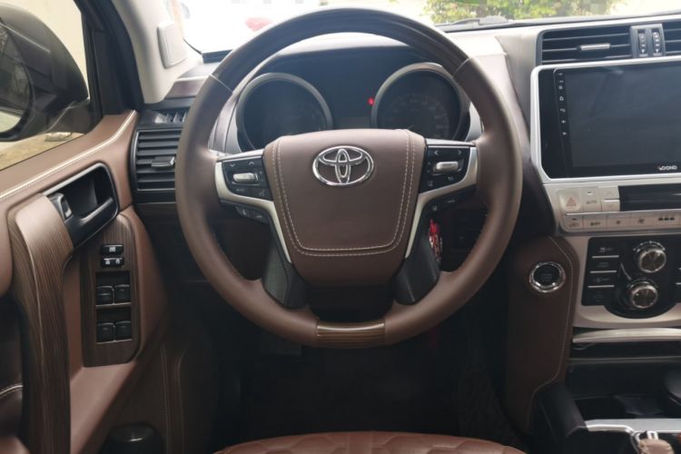 Used Toyota Prado 2016 2.7L Automatic Standard Edition Steering Wheel