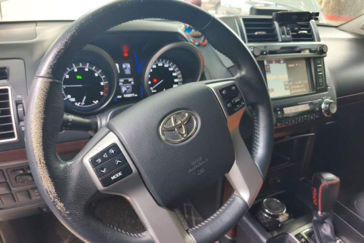Used Toyota Prado 2016 3.5L Automatic TX-L NAVI Steering Wheel