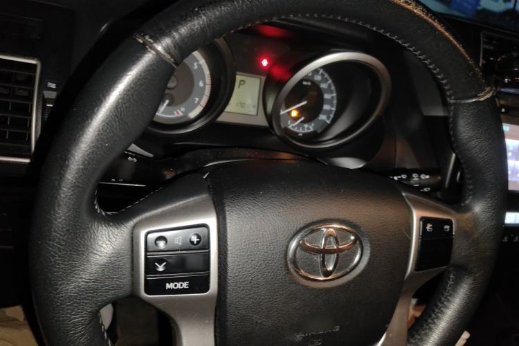 Used Toyota Prado 2016 2.7L Automatic Standard Edition Steering Wheel