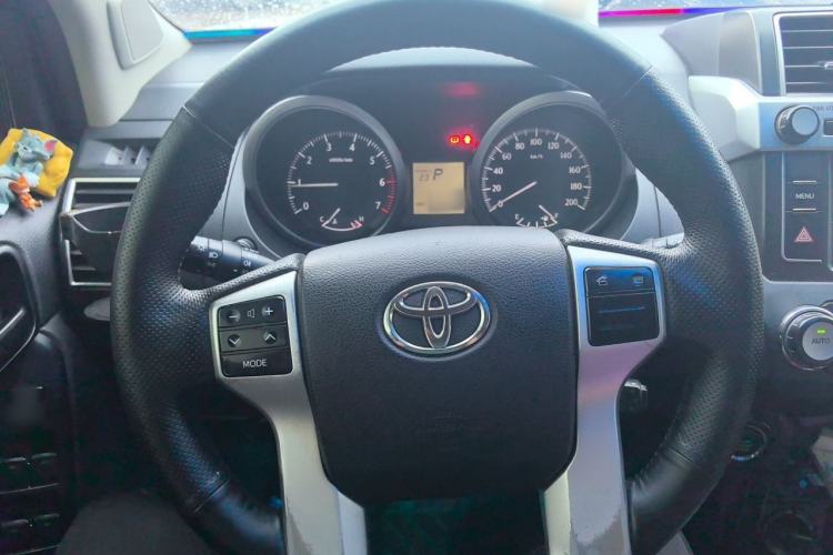 Used Toyota Prado 2016 2.7L Automatic Standard Edition Steering Wheel