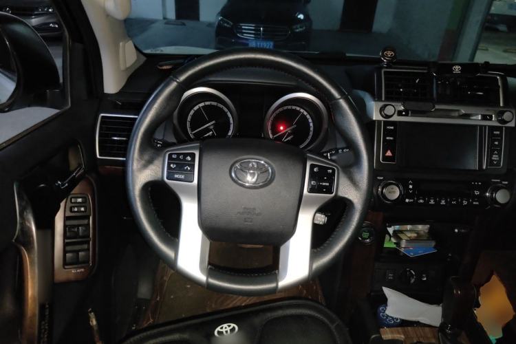 Used Toyota Prado 2016 3.5L Automatic TX-L Steering Wheel