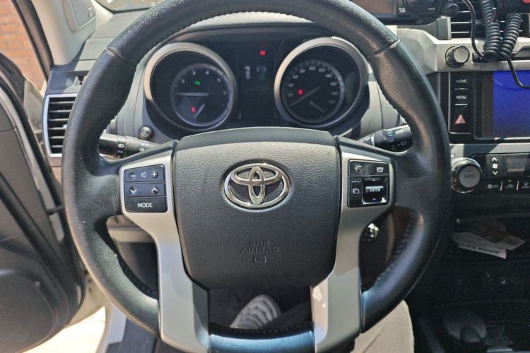 Used Toyota Prado 2016 3.5L Automatic TX-L NAVI Steering Wheel