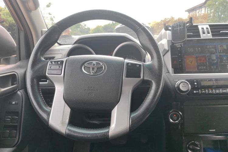 Used Toyota Prado 2016 2.7L Automatic Standard Edition Steering Wheel
