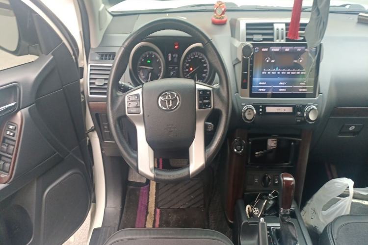 Used Toyota Prado 2016 3.5L Automatic TX-L Steering Wheel