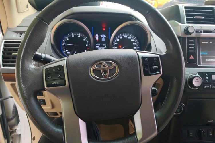 Used Toyota Prado 2016 3.5L Automatic TX-L NAVI Steering Wheel