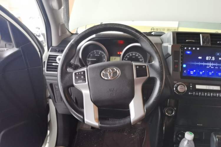 Used Toyota Prado 2016 2.7L Automatic Standard Edition Steering Wheel