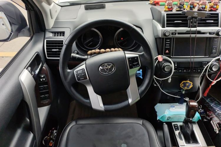 Used Toyota Prado 2016 3.5L Automatic TX-L NAVI Steering Wheel