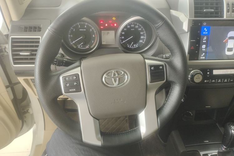 Used Toyota Prado 2016 2.7L Automatic Standard Edition Steering Wheel