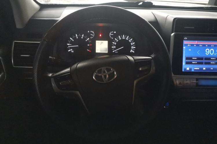 Used Toyota Prado 2016 2.7L Automatic Standard Edition Steering Wheel