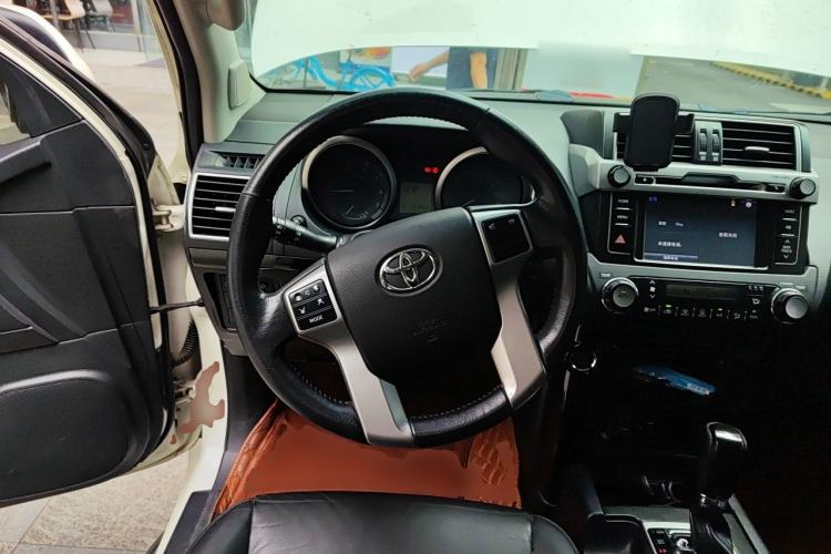 Used Toyota Prado 2016 2.7L Automatic Standard Edition Steering Wheel