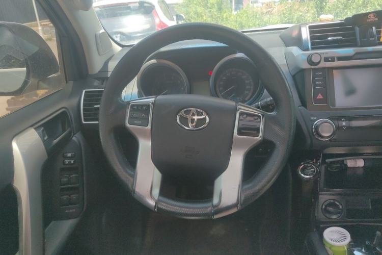 Used Toyota Prado 2016 2.7L Automatic Standard Edition Steering Wheel