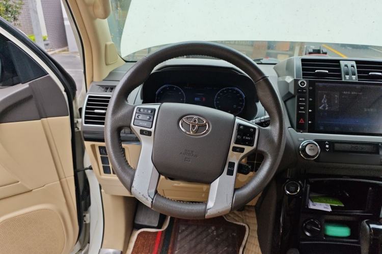 Used Toyota Prado 2016 2.7L Automatic Standard Edition Steering Wheel