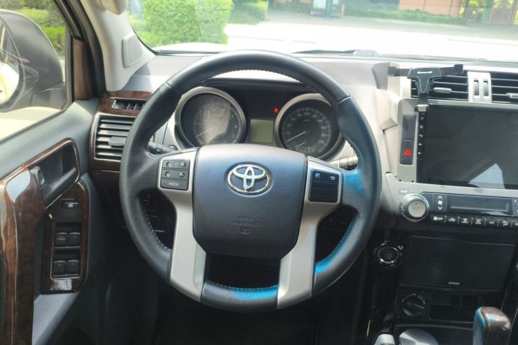 Used Toyota Prado 2016 2.7L Automatic Standard Edition Steering Wheel