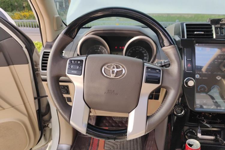 Used Toyota Prado 2016 2.7L Automatic Luxury Edition Steering Wheel