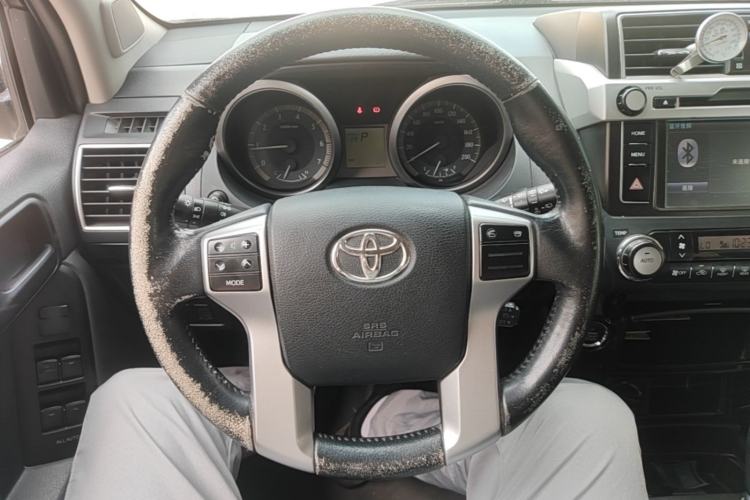 Used Toyota Prado 2016 2.7L Automatic Standard Edition Steering Wheel