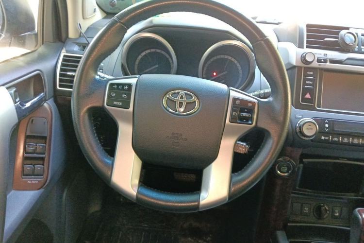 Used Toyota Prado 2016 3.5L Automatic TX-L NAVI Steering Wheel
