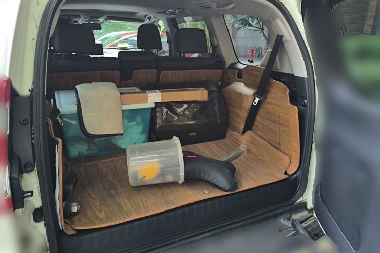 Used Toyota Prado 2016 2.7L Automatic Luxury Edition Trunk