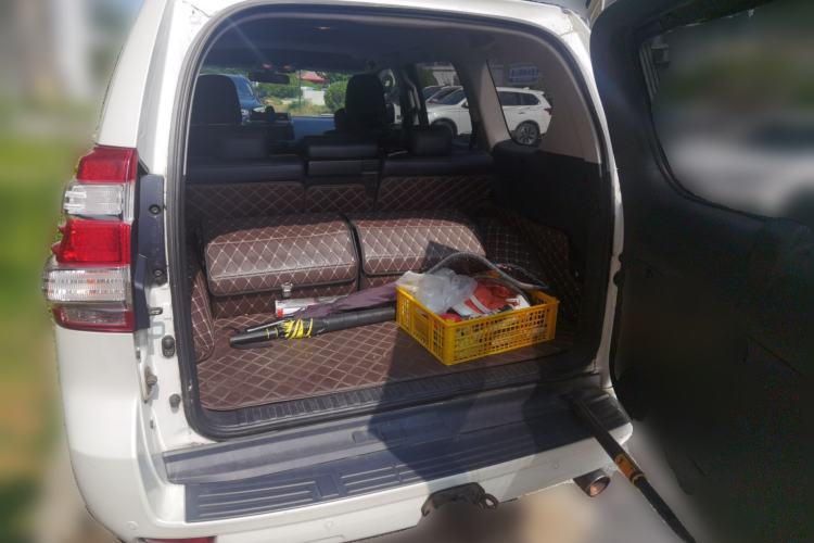 Used Toyota Prado 2016 2.7L Automatic Standard Edition Trunk